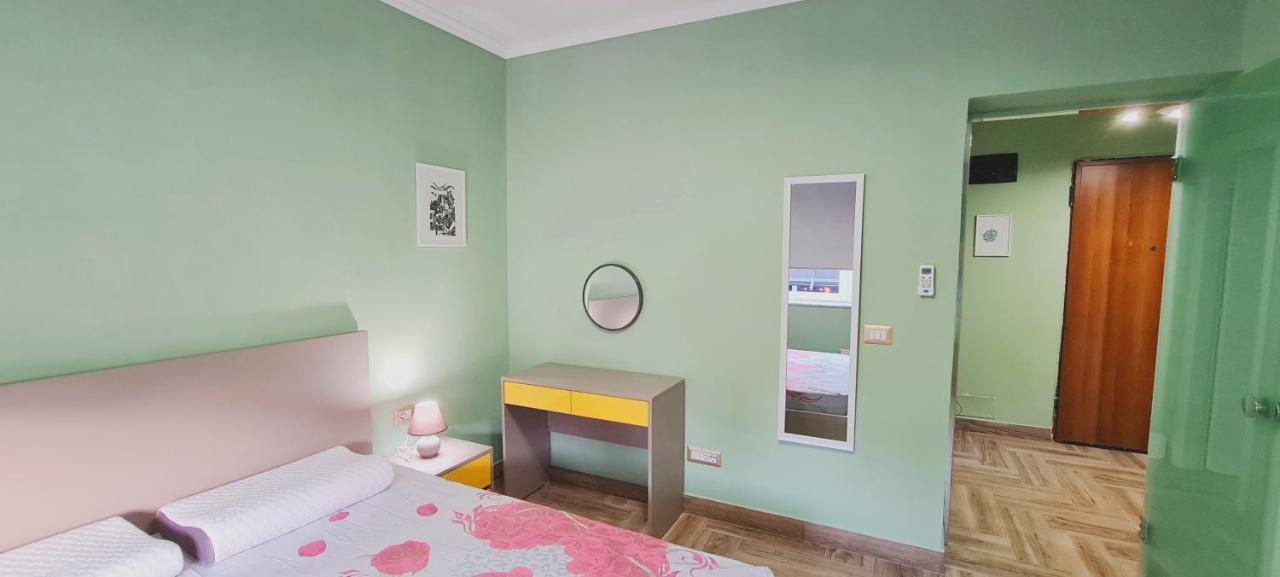 2v1 - Sheshi Willson Apartment Tirana